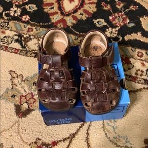 Stride rite sandals 6XW